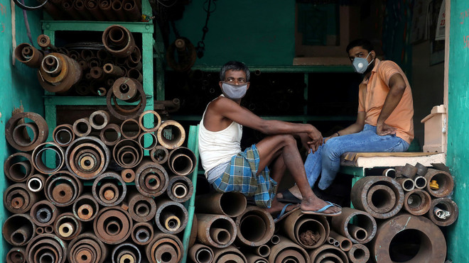 اقتصاد الهند يتجه إلى الأسوأ مع ارتفاع الإصابات بكورونا