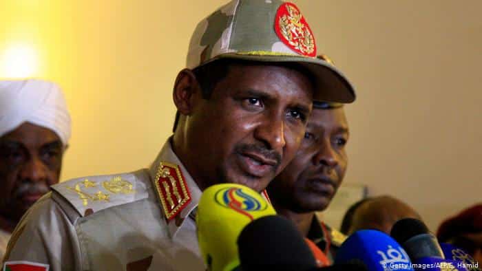 حميدتي: سيتم  اعفاء جميع ولاة ولايات السودان