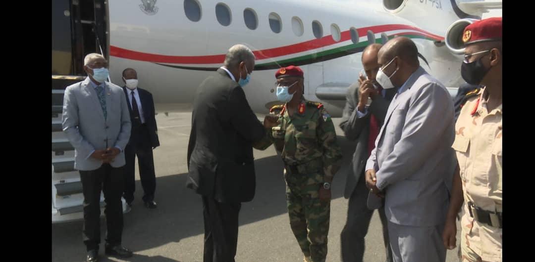 الفريق الركن ياسر العطا يصل جمهورية جيبوتي