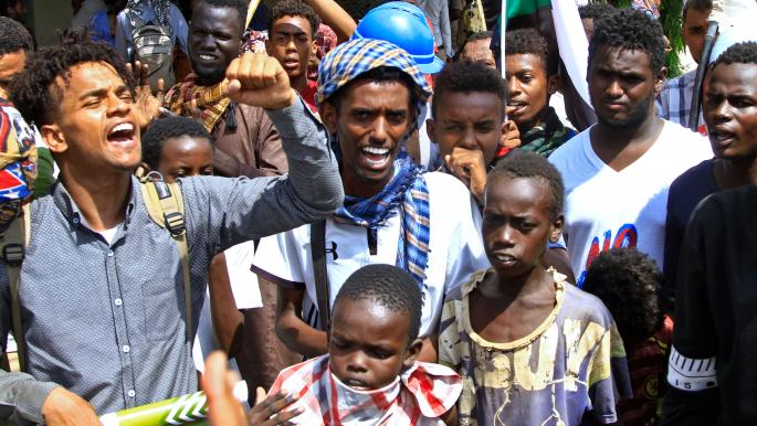 شعر الرأس… مهدد أمني في السودان