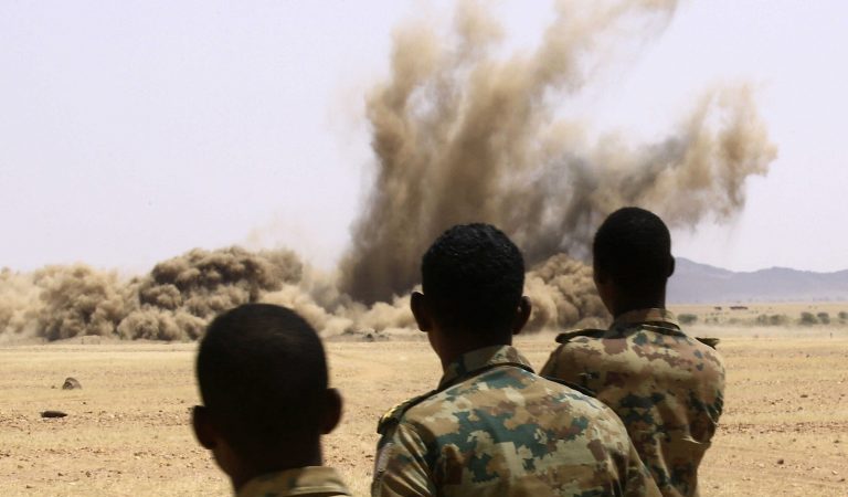 قوات الدعم السريع تعلن تعرضها لهجوم من طيران أجنبي في بورتسودان