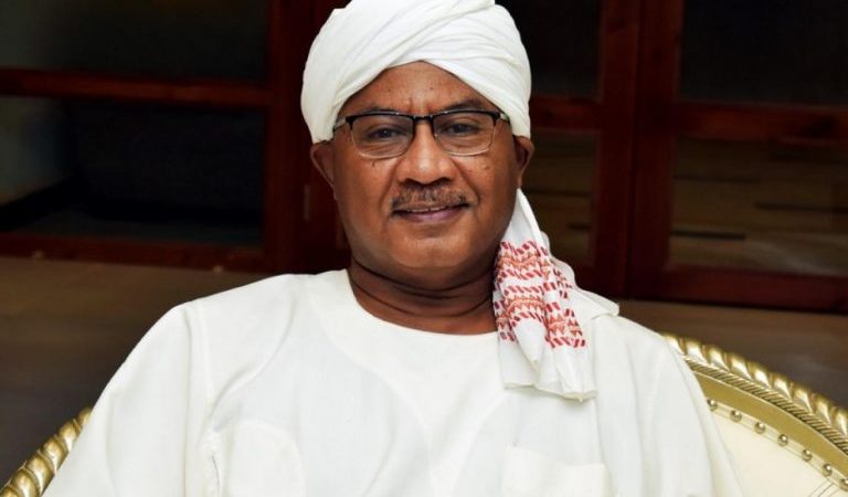 الأمة القومى : السودان يمر بمخاض عسير وخلافات تهدد مستقبله واستقراره