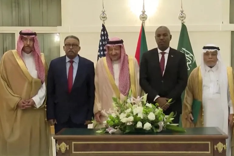واشنطن تتوقع استئناف المفاوضات بين طرفي النزاع السوداني في 18 أبريل