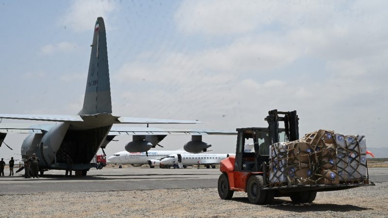 السودان: يستقبل الطائرة الثانية للمساعدات الكويتية