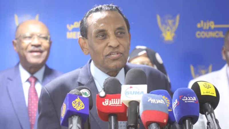 جدل ونفى رسمي وانتقادات حول غياب رئيس الوزراء